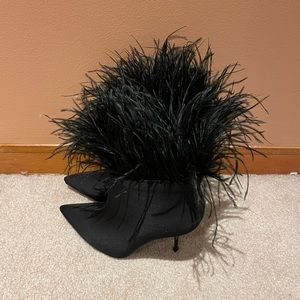 Brand new never worn Azalea Wang boots size 8